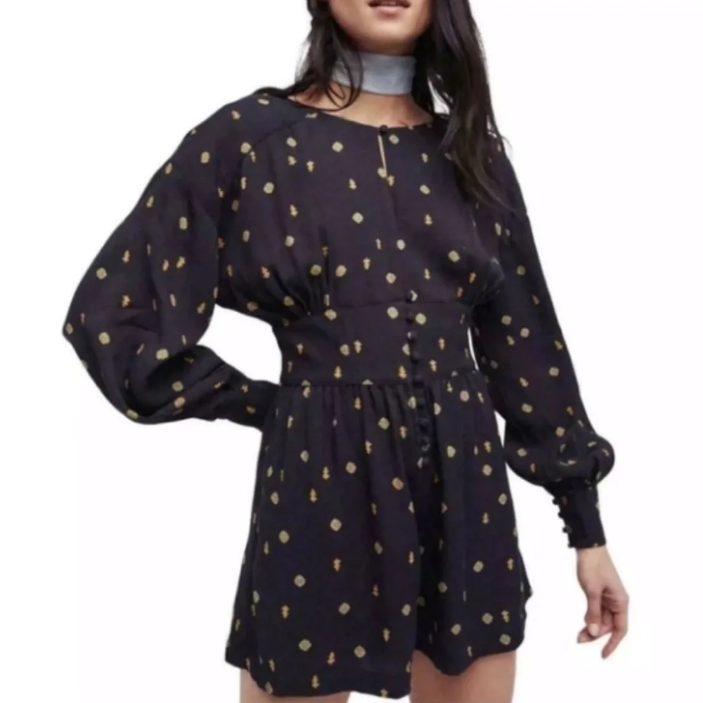 🌿END of SEASON SALE🌿FREE PEOPLE Black Comb Romper Size Medium